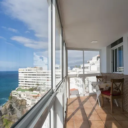 And Comfortable Vacational With Sea View Apartmán