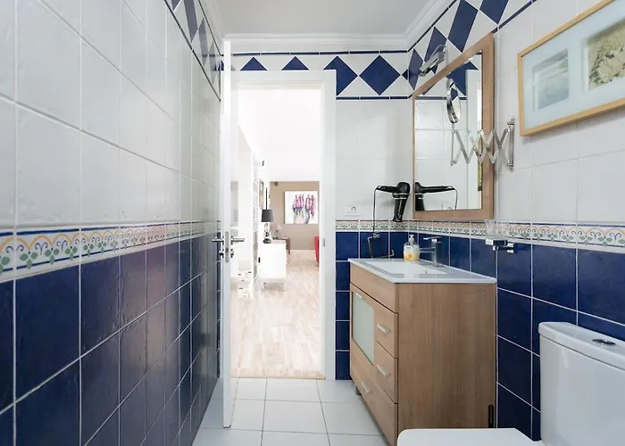 And Comfortable Vacational With Sea View Apartman *